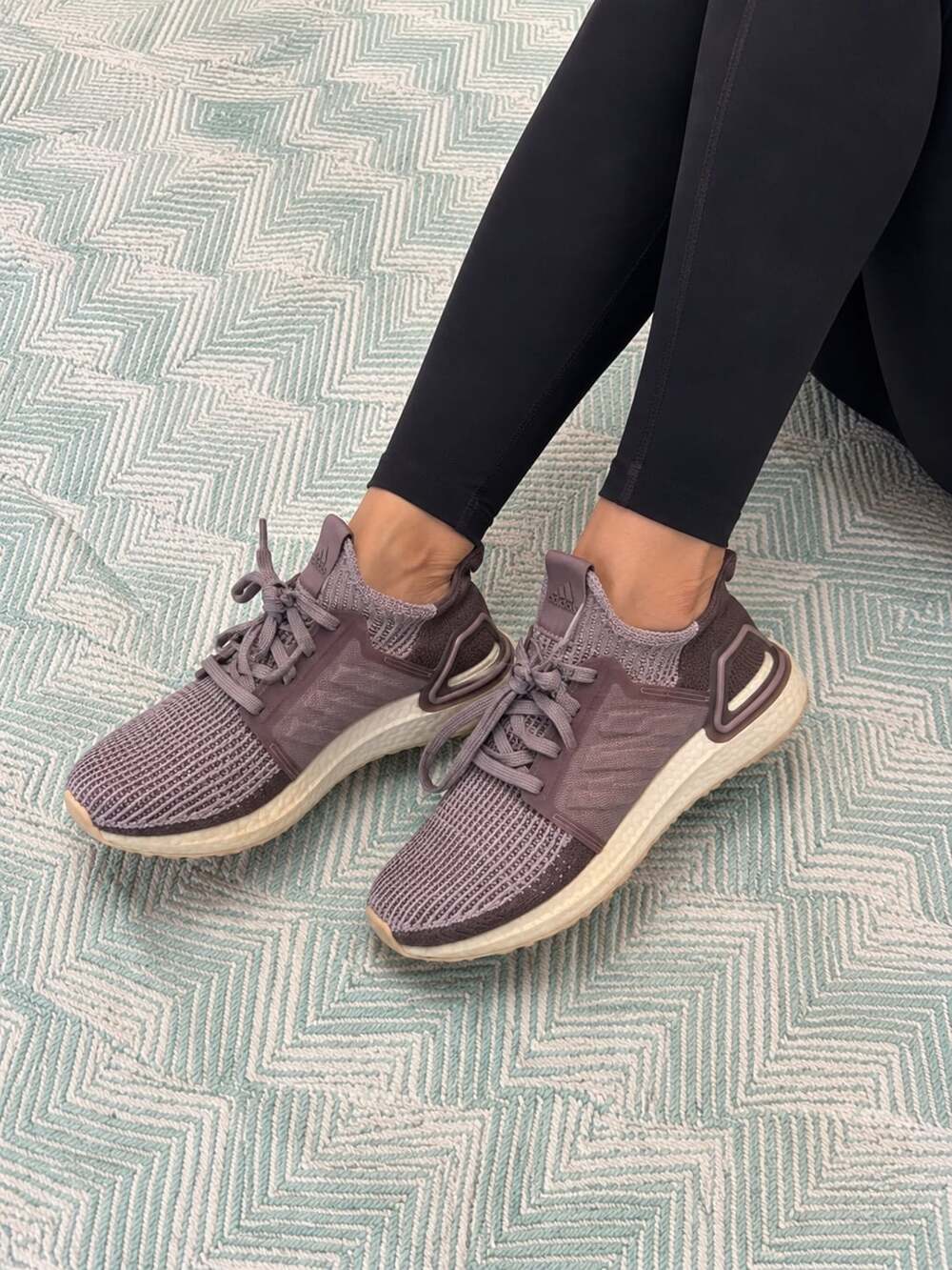 Adidas Women's Ultraboost 19 Soft Vision Purple Running Shoes Size 8